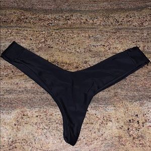 Black stone fox tucker bottoms